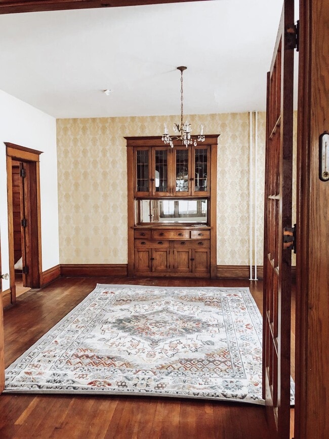 Photo - 1882 Loras Blvd