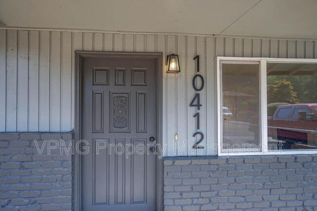 Photo - 10412 NE 71st St Unit B