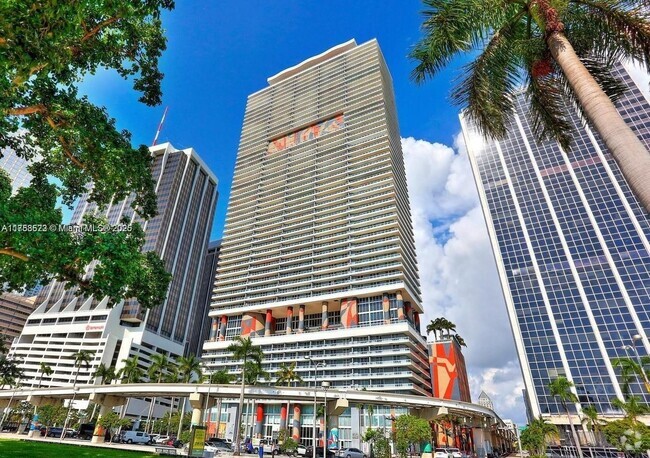 Building Photo - 50 Biscayne Blvd Unit 914 Rental