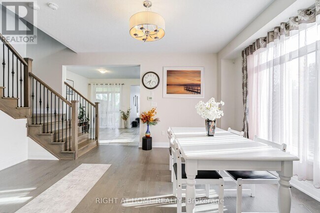 Photo - 70 Westlake Cres