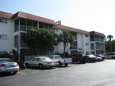Strathmore Garden Apartments - Strathmore Garden Apartments