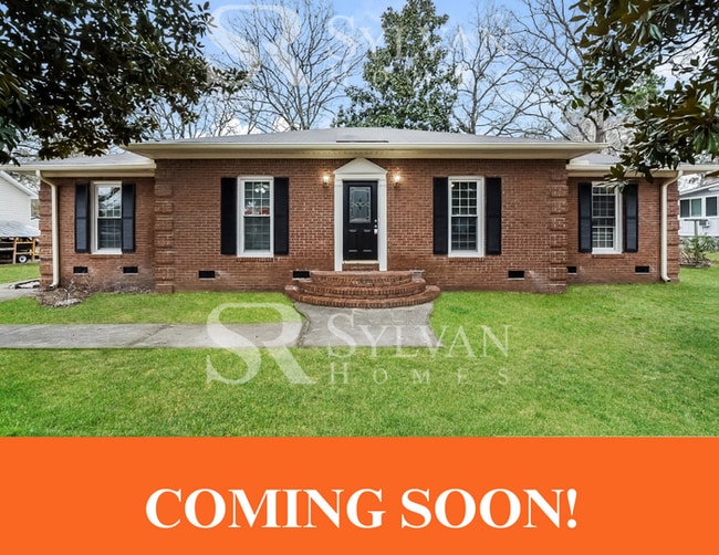 Building Photo - Charming 3BR 2BA Brick Ranch