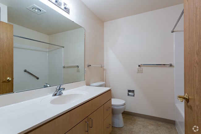 2HAB, 2BA - Prairie Park Senior Apartments