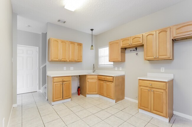 Photo - 7744 Ellis Dr