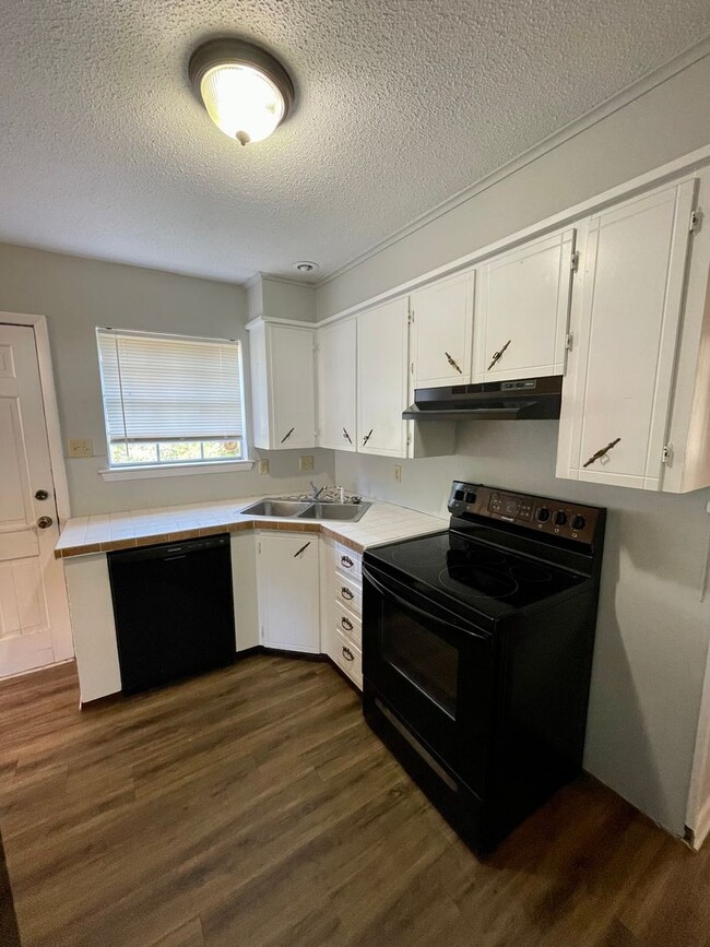 Photo - 29 E Laramie Dr Unidad A