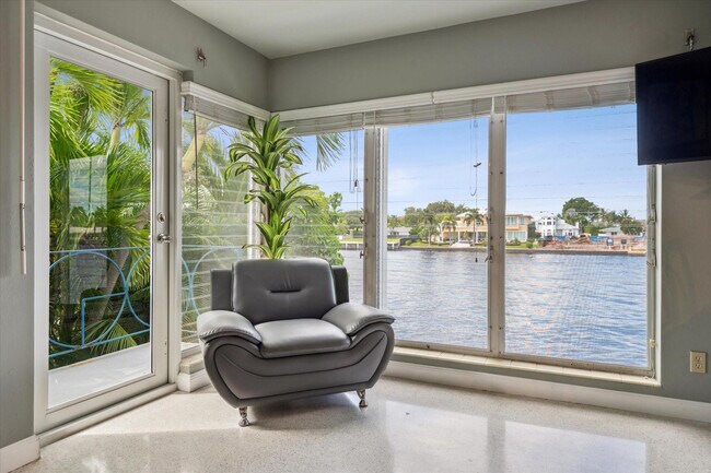 Photo - 561 Bayshore Dr Unit 1