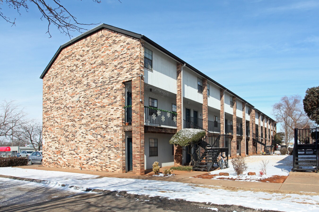 Photo - Tamarack Village Apartments