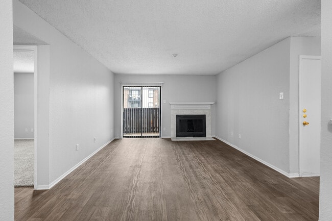 Photo - Pine Oaks Apartments