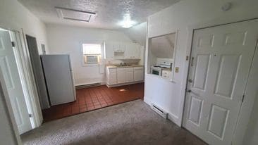 Photo - 489 E Harrison St