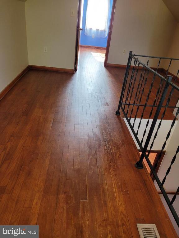 Photo - 120 Northwood Dr