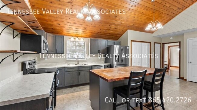 Photo - 3615 Miser Station Rd