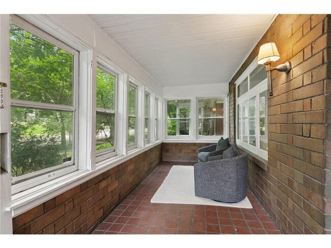 Photo - 2138 Marshall Ave