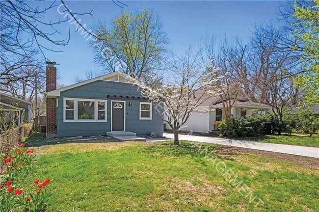 Photo - Modern Home in Waldo