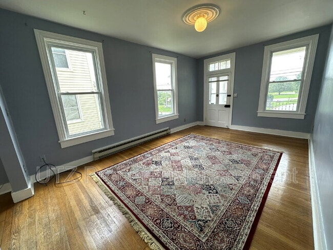 Photo - 3977 Littlestown Pike Unit A