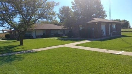 Shamrock Estates - Shamrock Estates Apartments