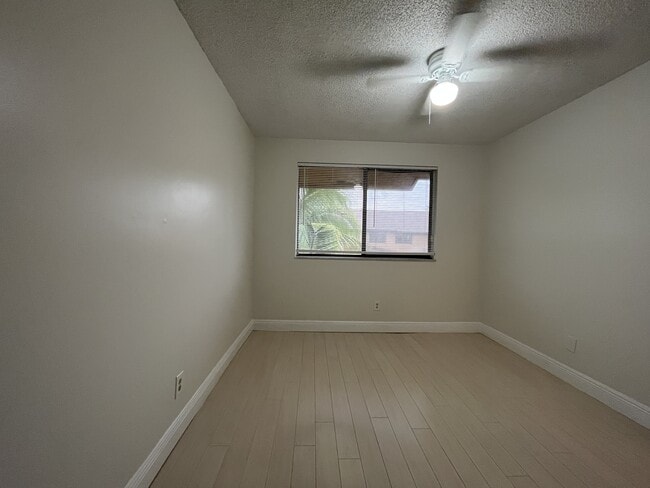 Photo - 8032 NW 29th St