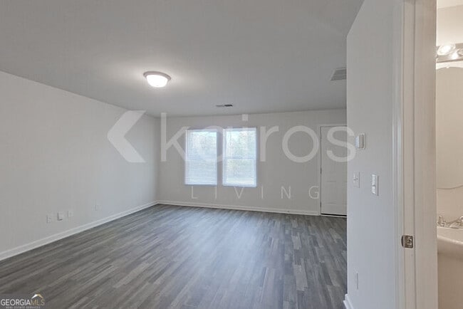 Photo - 234 Fox Chase Wy
