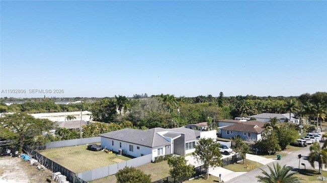 Photo - 18961 SW 359th St