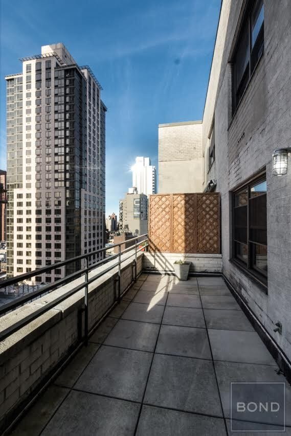 Building Photo - 401 E 88th St Unit ev15D