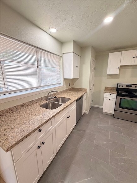 Photo - 4527 Fitzwater Dr