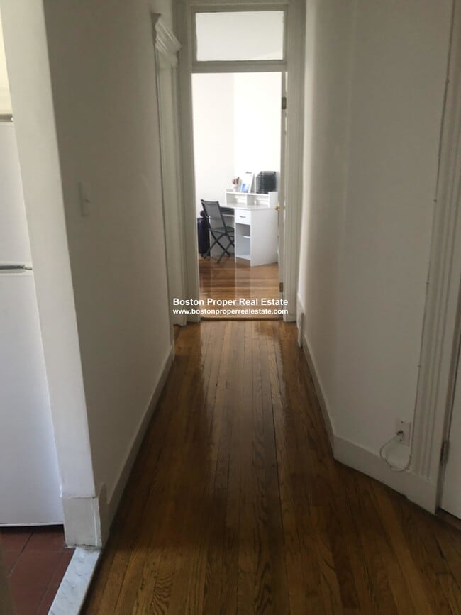 Photo - 64 Charlesgate E Unit 66