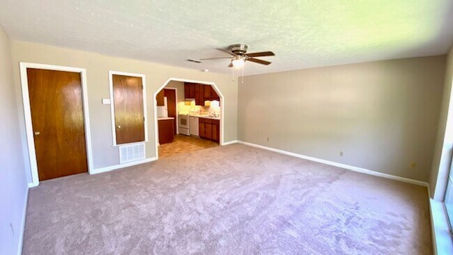 Photo - Conifer Ring #69 A,B,C Unit 69C Conifer Ring