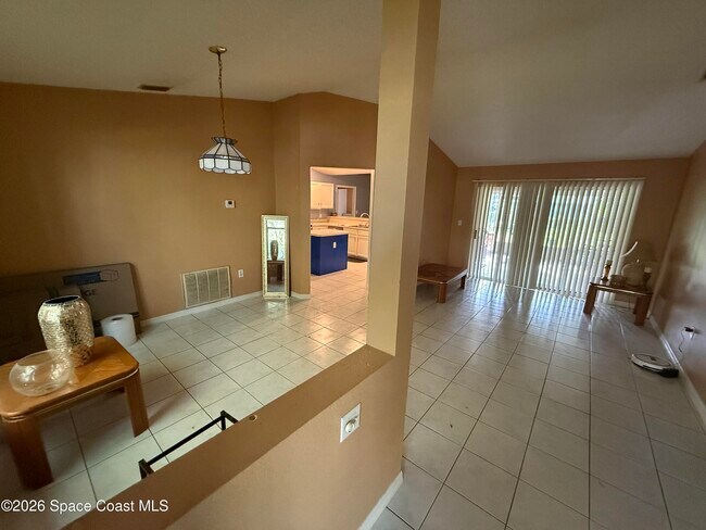 Photo - 3207 Foresman Ave SE