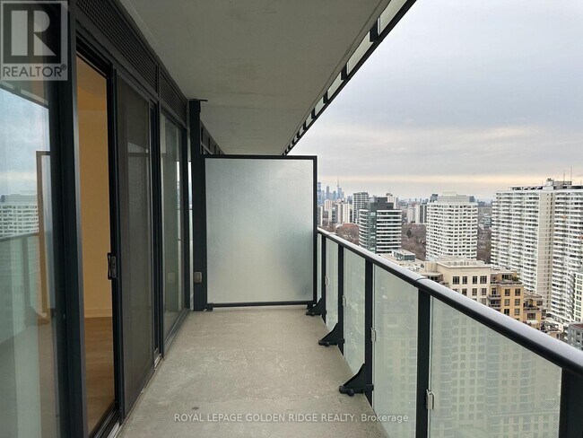 Photo - 185 Roehampton Ave Unité 2411