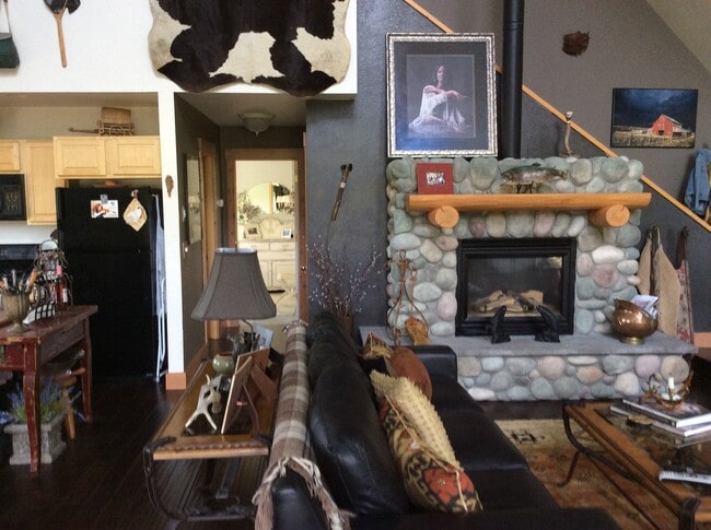 Photo - 195 N Low Bench Rd
