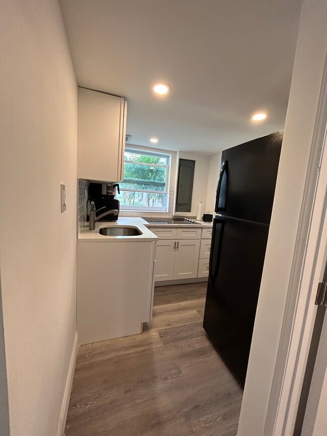 Photo - 801 E Edgewood Dr