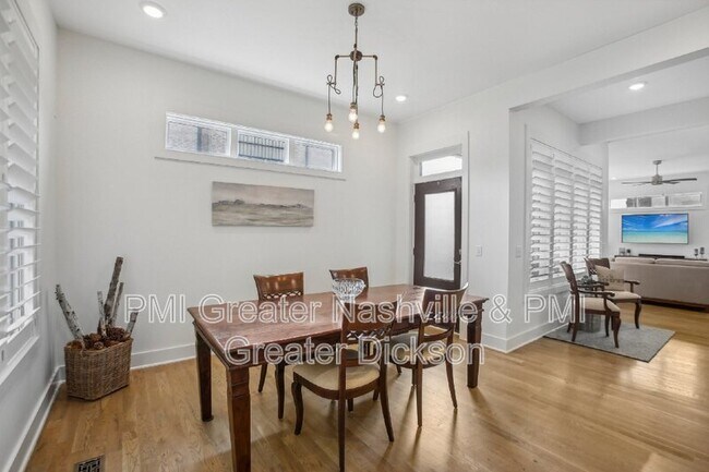 Photo - 520 Southgate Ave