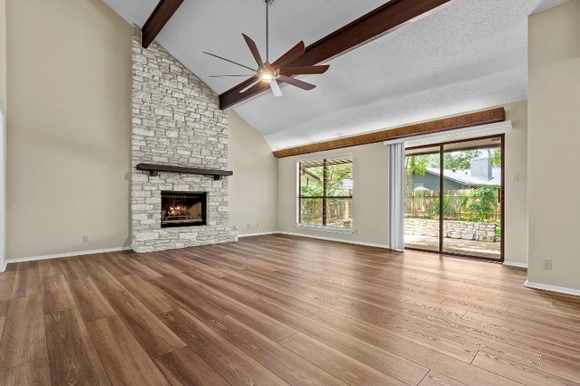 Photo - 8606 Mesa Dr