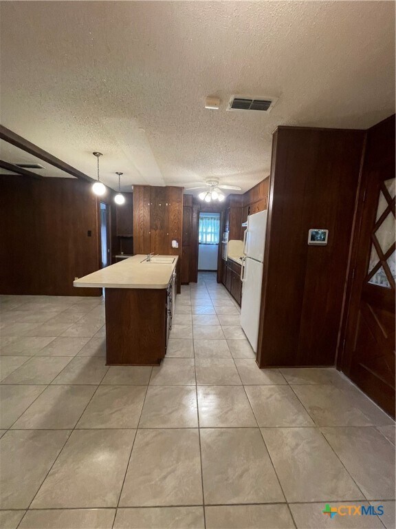 Photo - 508 Tower St