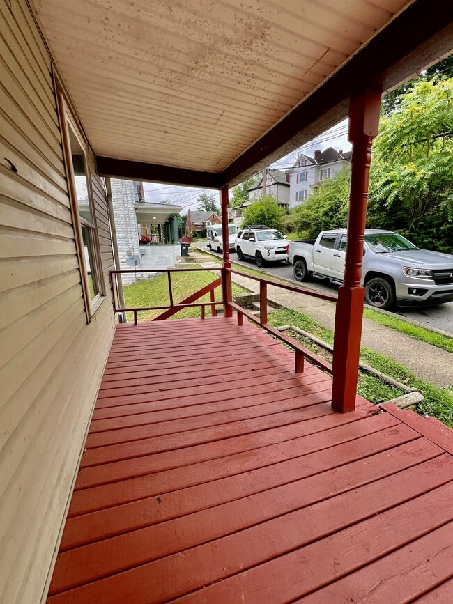 Photo - 535 Locust Ave