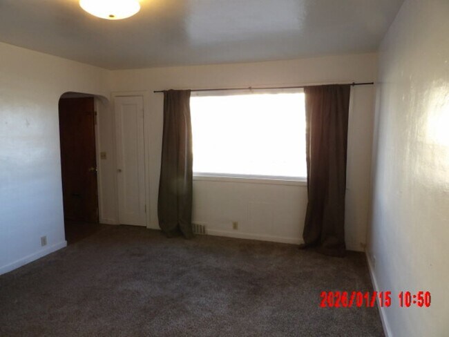 Photo - 2-bedroom Duplex with Brand New Mini Split!