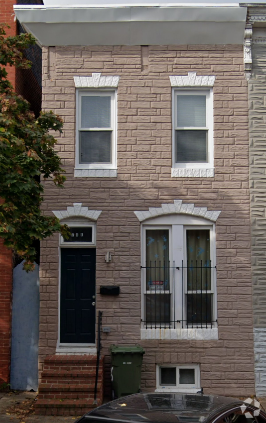 Building Photo - 206 N Chester St Rental