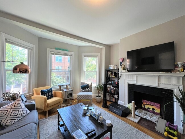 Photo - 63 Dana St Unidad 3