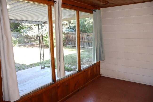 Photo - Cozy 2 Bedroom Home in Fort Collins
