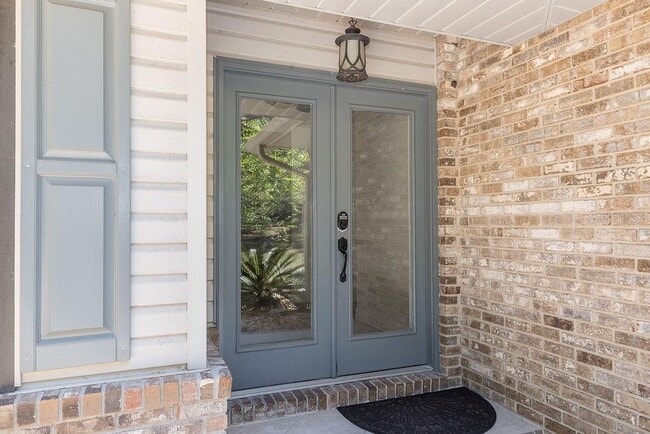 Photo - 1320 Trail by the Lake