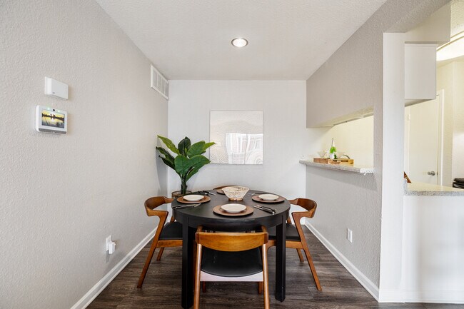 Urban Palms Apartment Homes