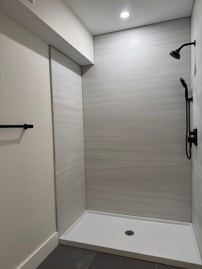 Photo - 404 Main St Unidad 404 Main St 4