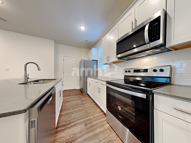 Photo - 11091 S Blue Bayou Dr