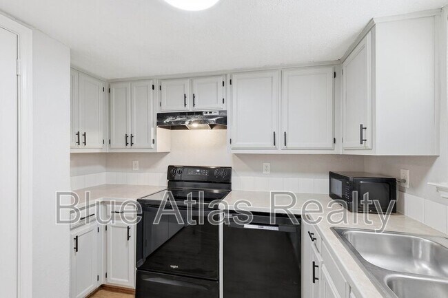 Photo - 3313 Gardenview Cir