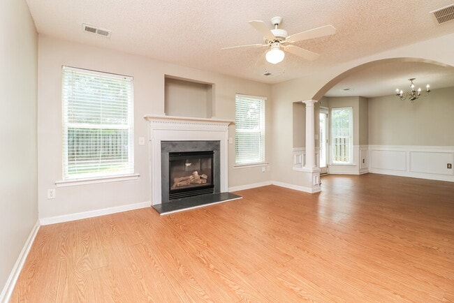 Photo - 57 Darbys Run Ct
