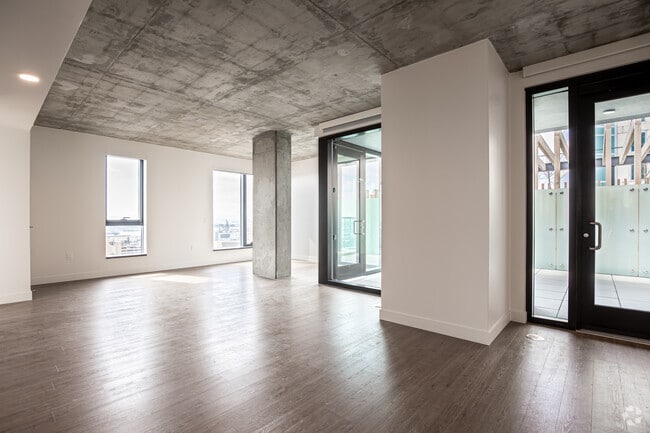 2BR, 2BA - 2-C