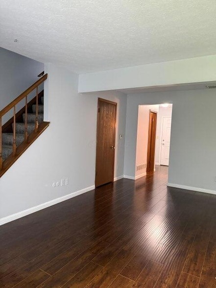7604 Exploration Dr