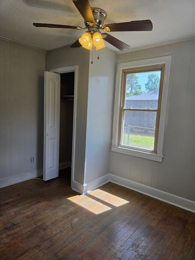 Photo - 2117 Kennedy Dr