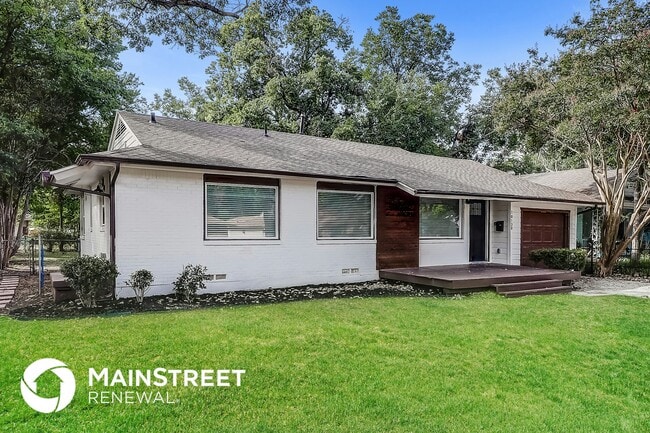 Photo - 10130 Eastwood Dr