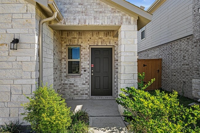 Photo - 21127 Dolphin Bay Ln