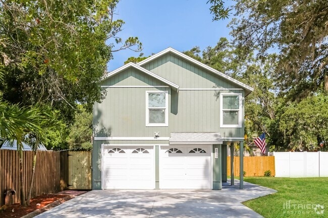 Building Photo - 4356 S Lockwood Ridge Rd Rental